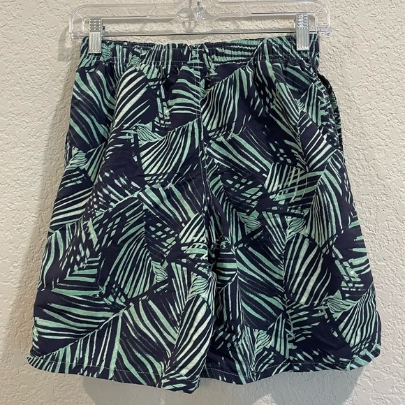 Boy’s Patagonia Baggies Swim Trunks in A Palm Tree Leaf Print - Like New! - Picture 2 of 4